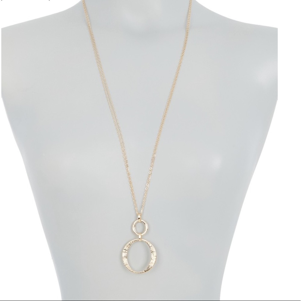 New 14th & Union Double Circle Pendant Necklace